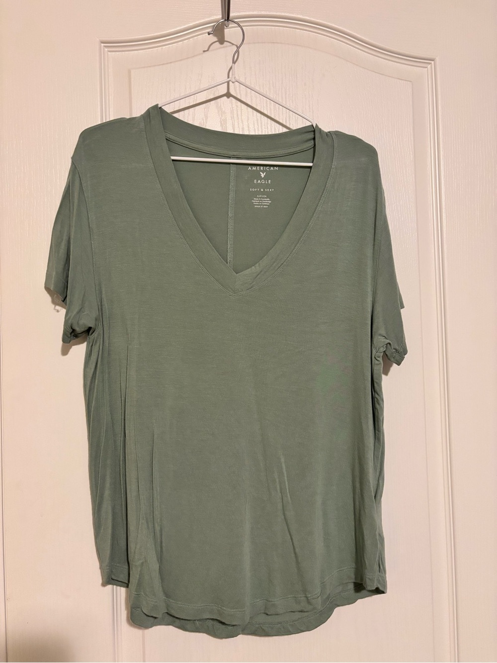 American Eagle Outfitters V-Neck Short Sleeve Tee - Sage Green
